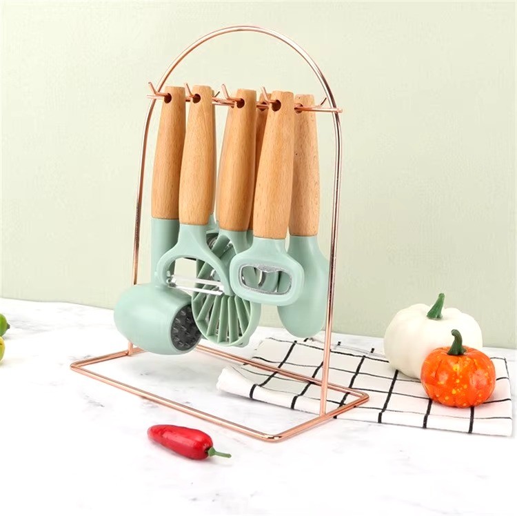 New arrival wood handle smart utensils gadgets 9 piece home kitchen tools accessories and kitchen gadgets set
